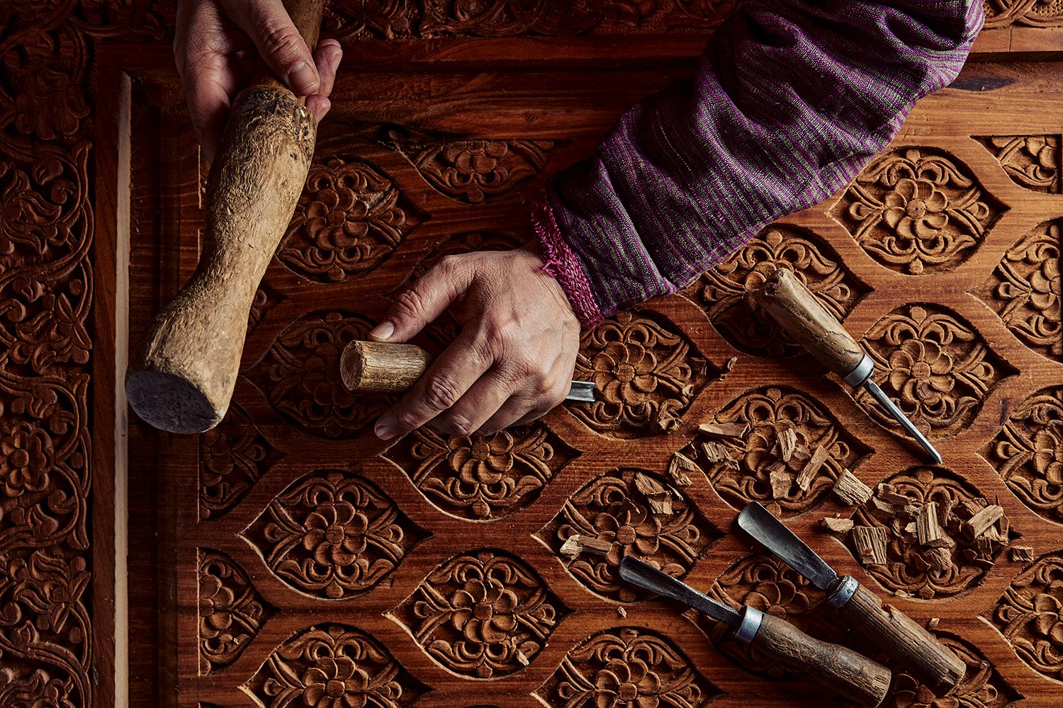 The hands of a woodcarver
